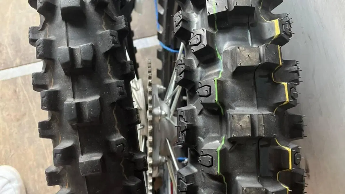 Yamaha YZ 250 F Monster Energy (2022)  (12)
