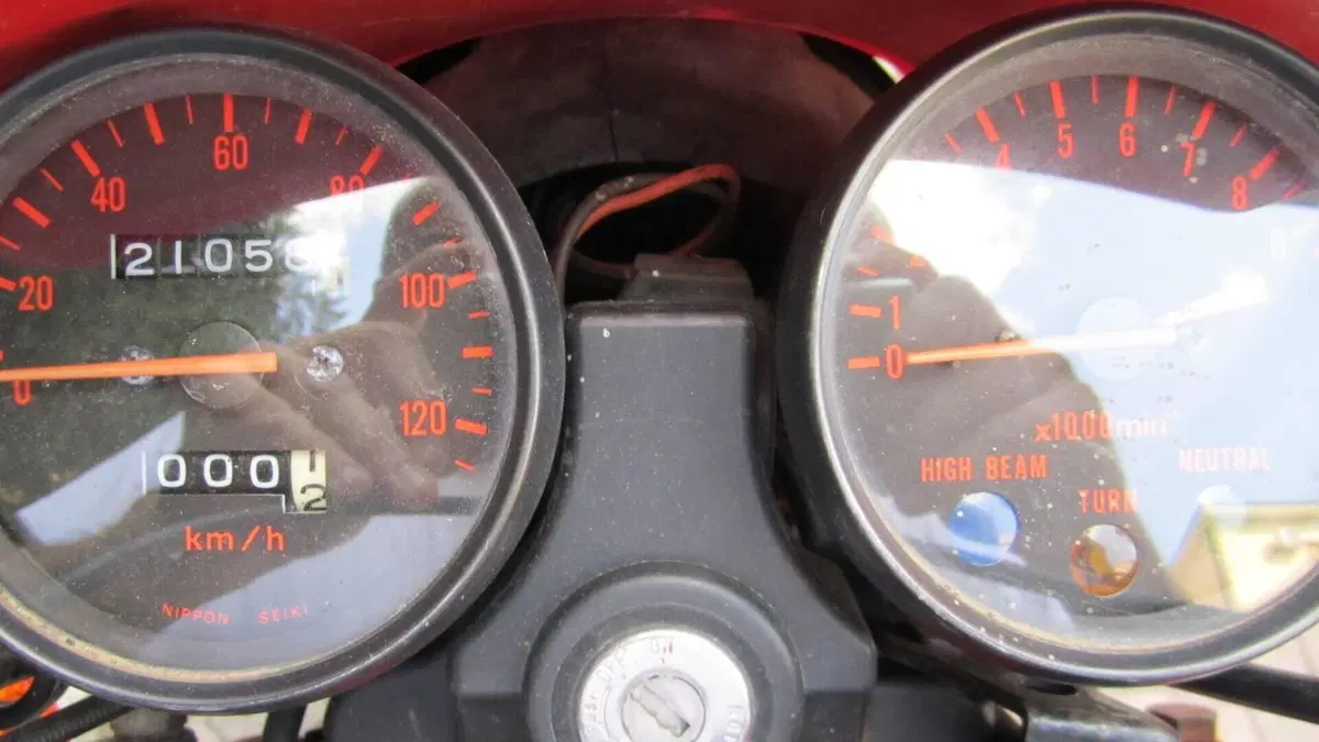 Honda   (2)