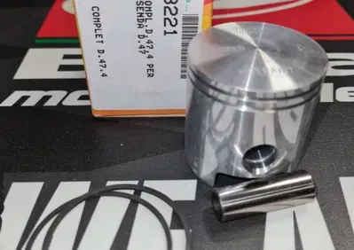 Pistone completo Motorparts ø 47,4 per Derbi - Annuncio 9096692