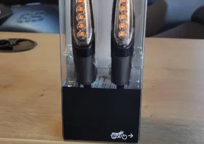KIT INDICATORI DI DIREZIONE A LED Triumph - Annuncio 9115464