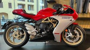 MV Agusta Superveloce 800 (2021 - 25) 