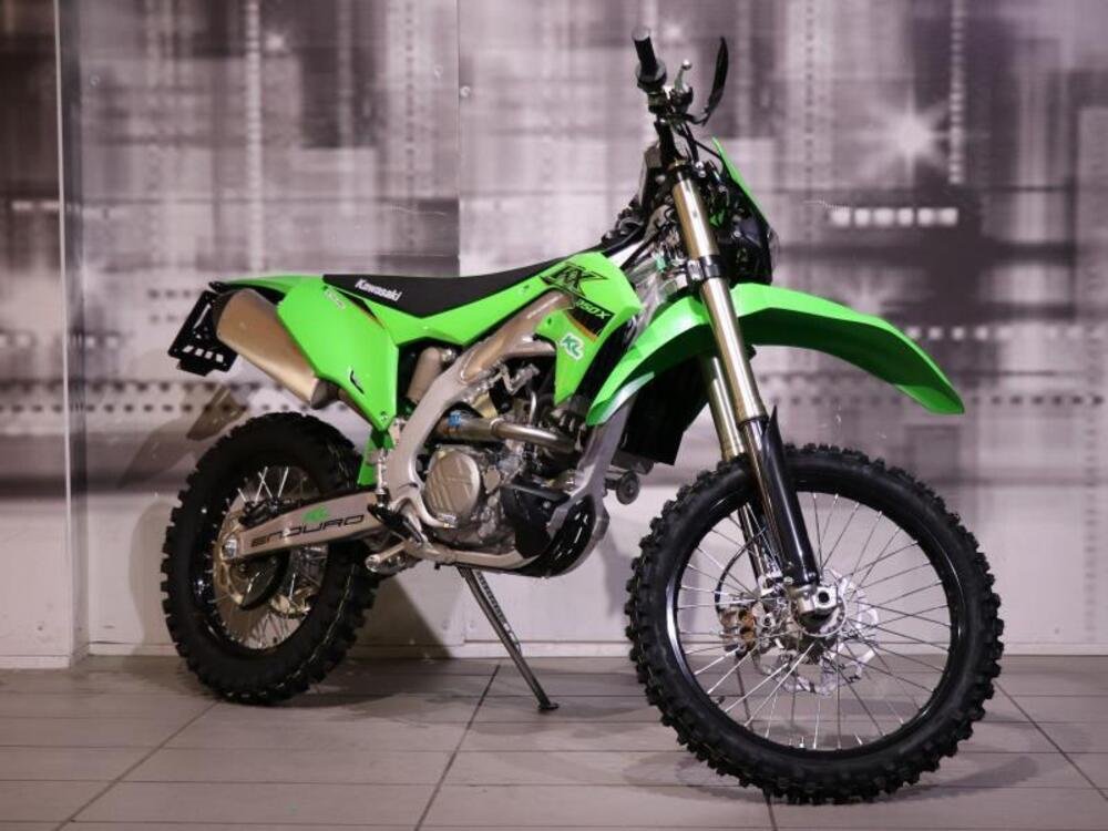 Kawasaki KX 250 X (2022) 