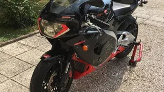 Aprilia RSV 1000 (2000 - 01) usata