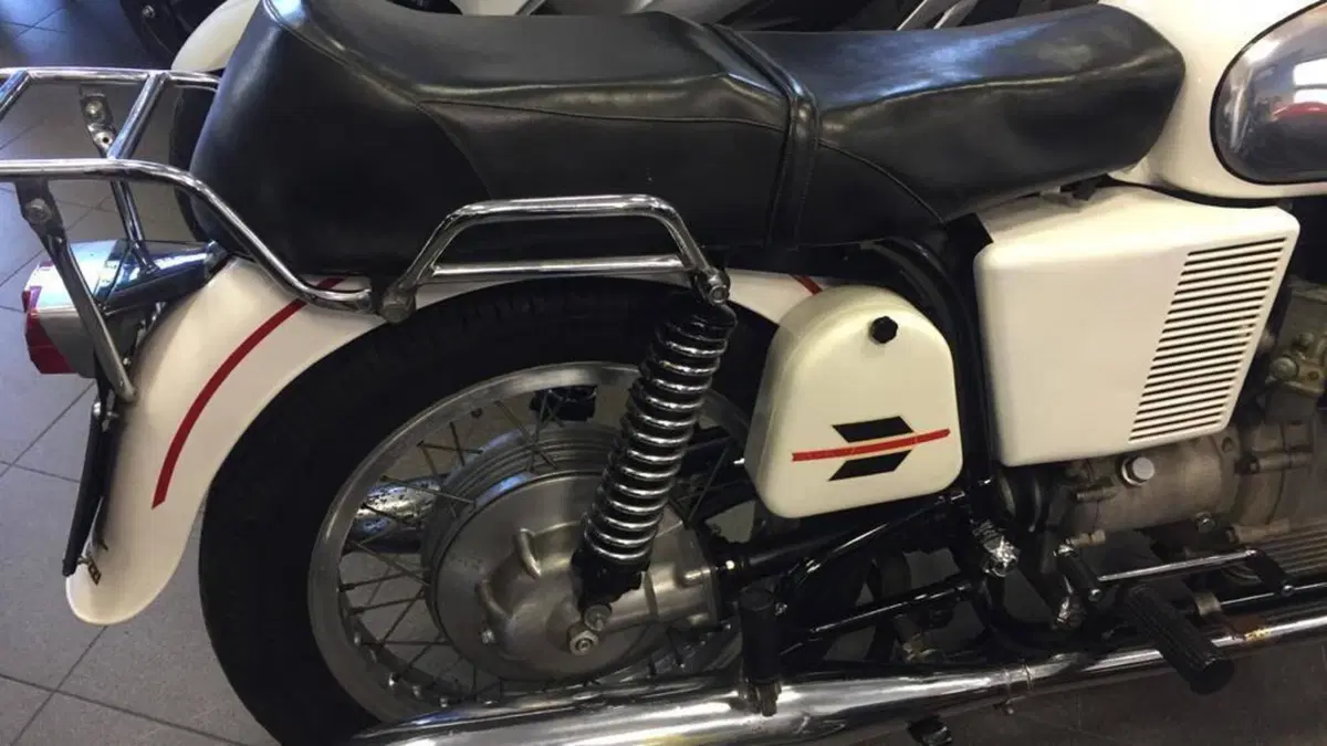 Moto Guzzi   (4)