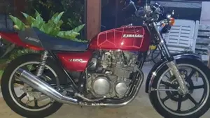 Kawasaki   (4)