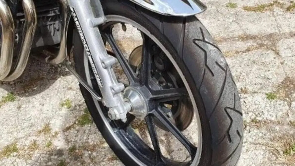 Kawasaki   (5)