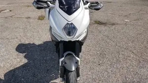 MV Agusta Turismo Veloce 800 Lusso (2014 - 16) 