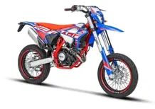 Beta amplia la gamma RR 125 4 tempi Enduro e Motard. Ecco cosa cambia