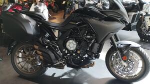 MV Agusta Turismo Veloce 800 Lusso SCS (2021 - 25) 