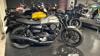 Moto Guzzi V7 Stone (2021 - 23) nuova