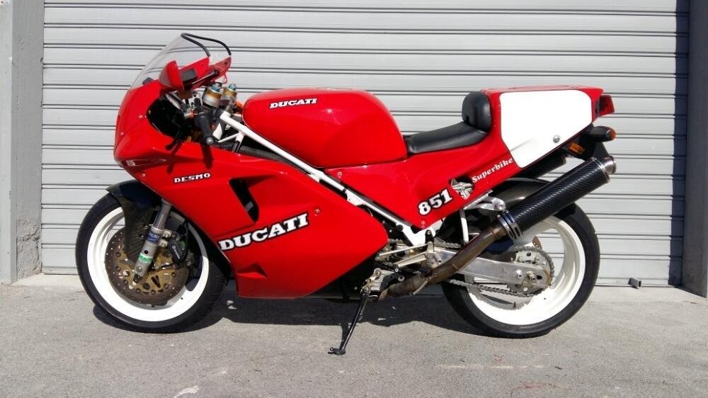 Ducati 851 Superbike Strada (1990) 