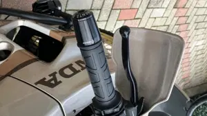 Honda Transalp XL 600V (1987 - 90)  (3)
