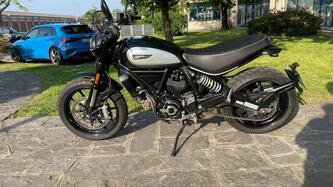Ducati Scrambler 800 Icon Dark (2020) usata
