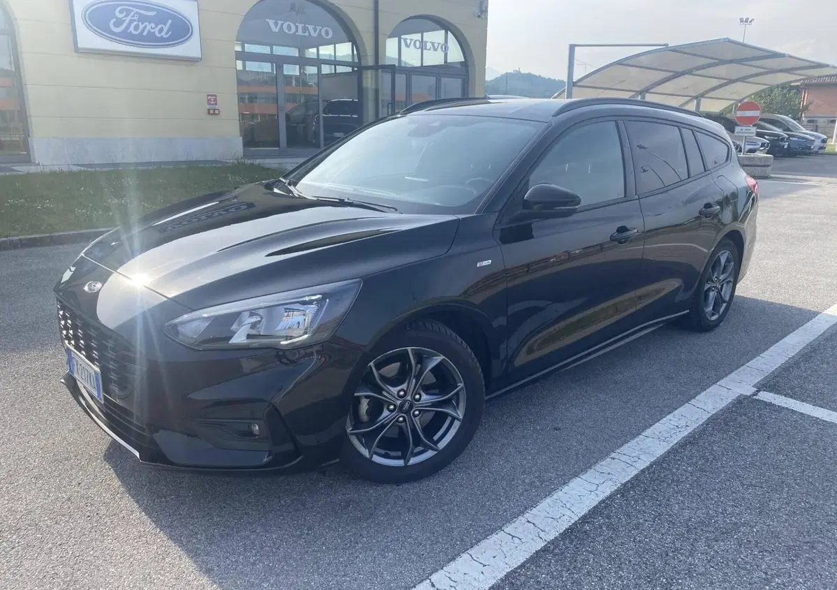 Ford Focus Station Wagon 1.0 EcoBoost 125 CV SW ST-Line