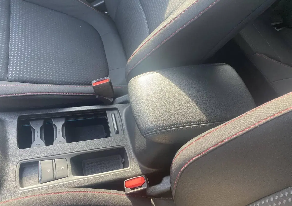 Ford Focus Station Wagon 1.0 EcoBoost 125 CV SW ST-Line (19)