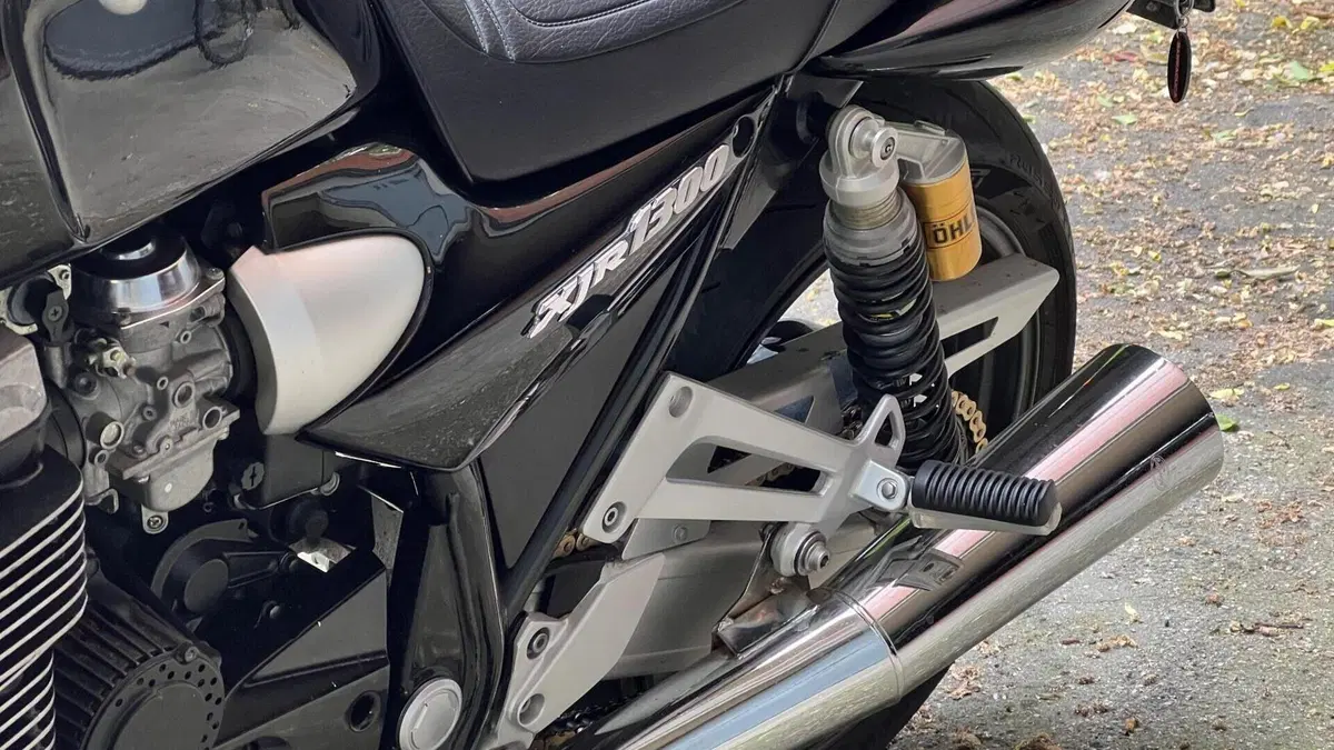 Yamaha   (8)