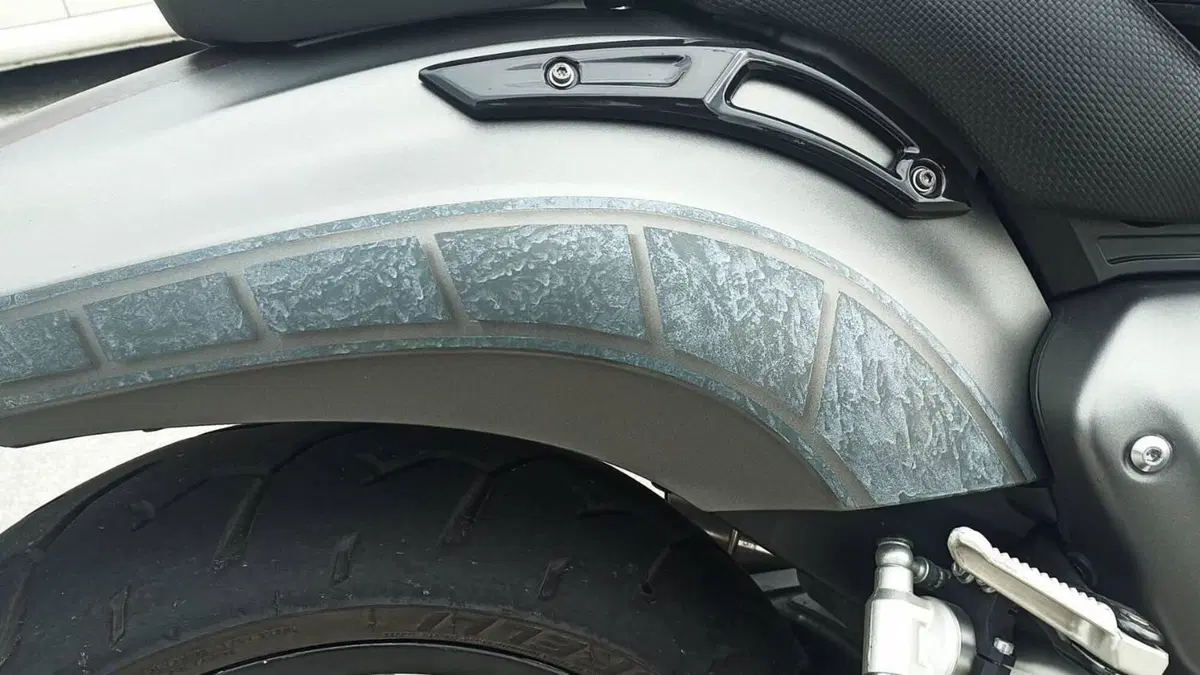 Yamaha VMAX (2008 - 17)  (9)