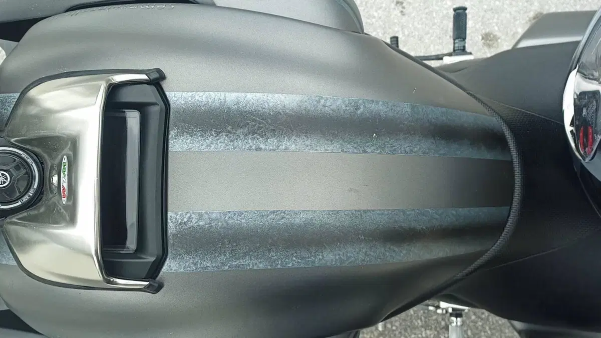 Yamaha VMAX (2008 - 17)  (17)