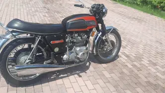 Triumph Trident t150v epoca