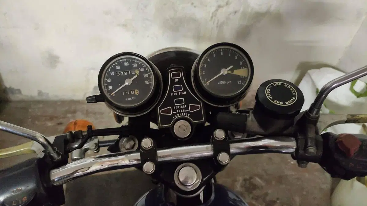 Honda   (2)