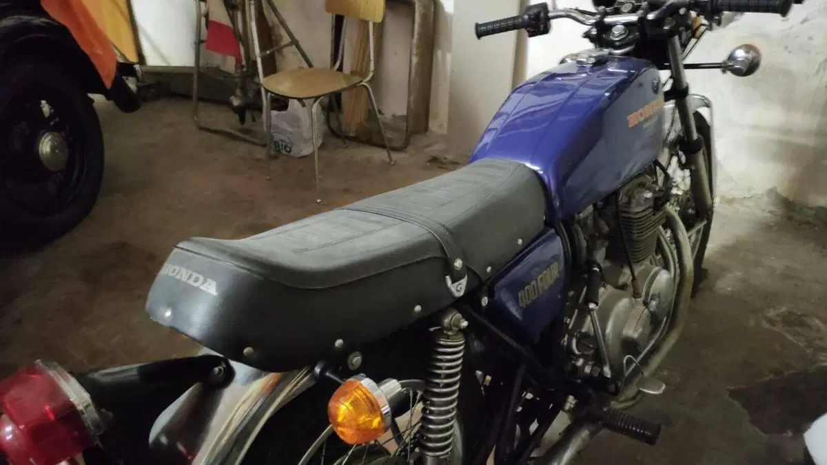 Honda   (4)