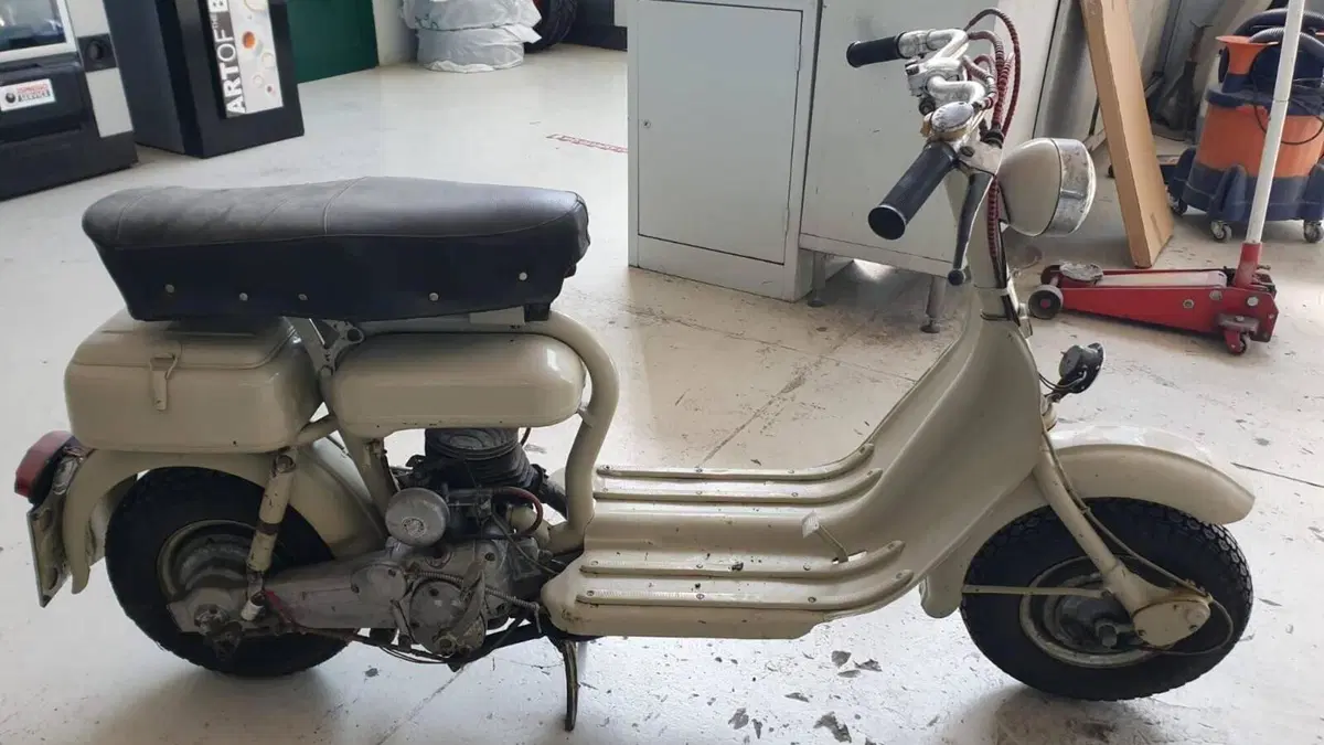 Lambretta   (2)