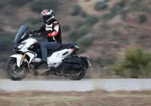 Peugeot XP400 TEST: ecco come va il maxiscooter francese [GALLERY & VIDEO]