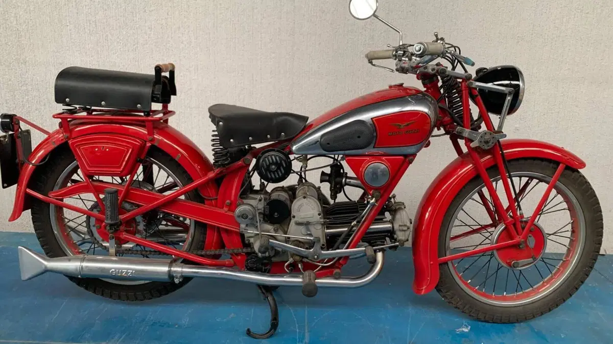 Moto Guzzi   (6)