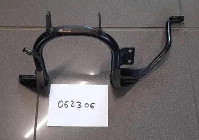 Cavalletto centrale usato per Piaggio Medley 125/ - Annuncio 9192291