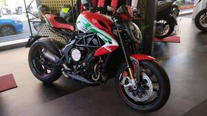MV Agusta Dragster 800 RC SCS (2021 - 22) 