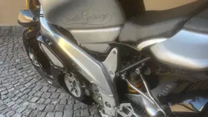 Aprilia RSV 1000 (1998 - 99)  (5)