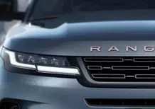 Range Rover Evoque 2023, arriva il restyling e molta tecnologia nell'abitacolo