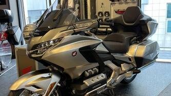 Honda GL 1800 Gold Wing Tour DCT & Airbag (2022 - 24) nuova