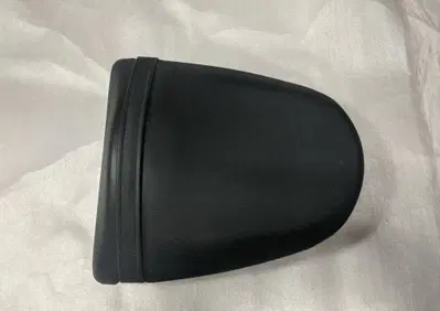 SELLA PASSEGGERO KAWASAKI Z1000 / Z750 2003 - 2006 - Annuncio 9202987