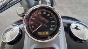 Harley-Davidson 1584 Rocker (2008 - 09) - FXCW  (5)