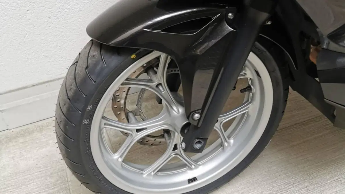 Honda Integra 700 (2011 - 13)  (4)