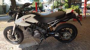 Ducati Hypermotard 796 (2012) 