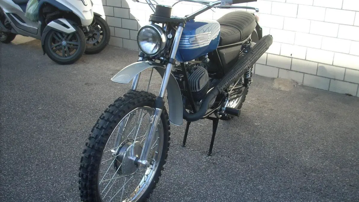 Aermacchi Harley-Davidson   (4)