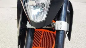 KTM 690 Duke (2012 - 16)  (4)