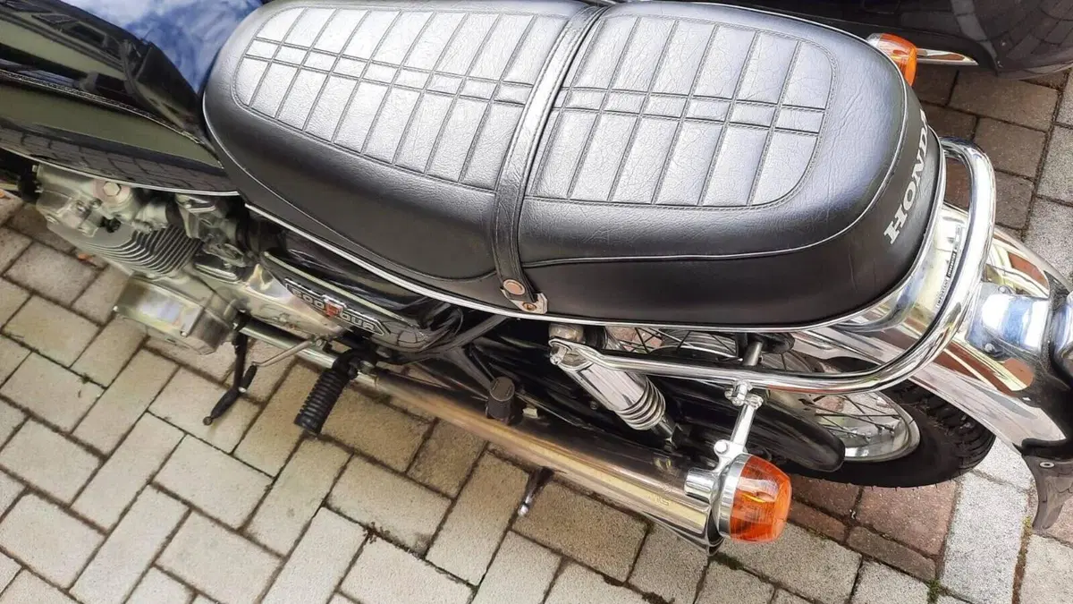 Honda   (2)