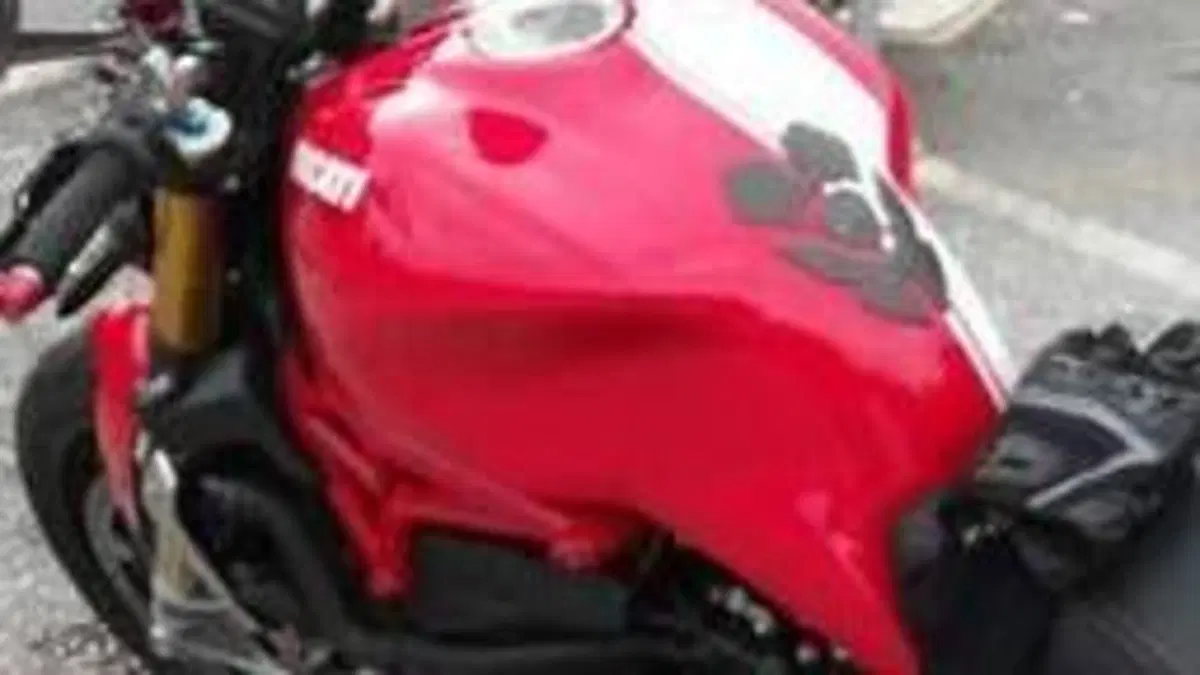 Ducati Monster 1200 S Stripe (2014 - 15)  (7)