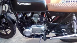 Kawasaki   (3)