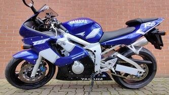 Yamaha YZF R6 (2001 - 02)