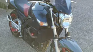 Suzuki GSR 600 (2006 - 11) 