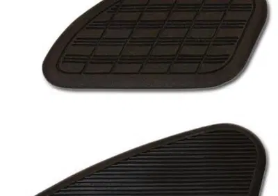 Inserti in gomma laterali piccoli per serbatoi pic  - Annuncio 8550327