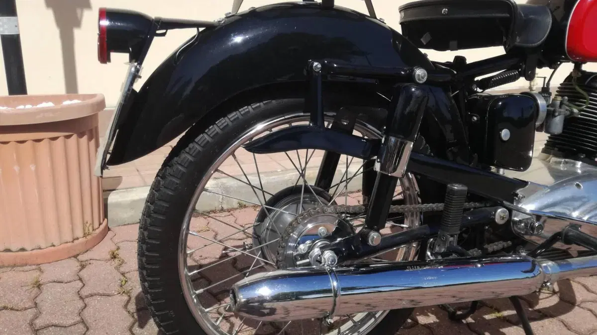 Moto Morini   (19)