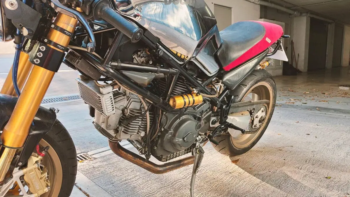Ducati Monster 900 (1997 - 98)  (19)