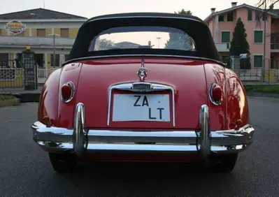 Jaguar XK 150 DHC  (3)