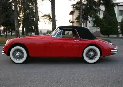 Jaguar XK 150 DHC  (4)