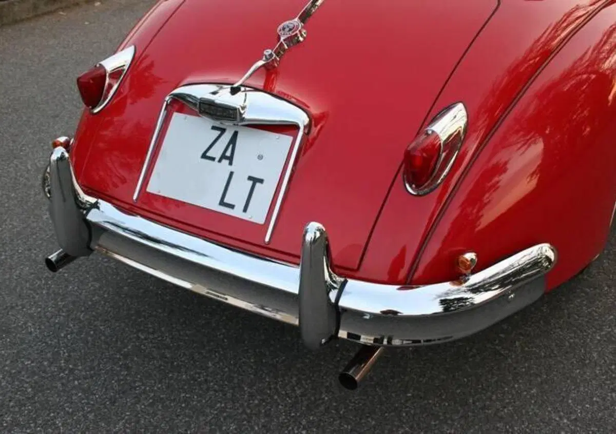 Jaguar XK 150 DHC  (20)